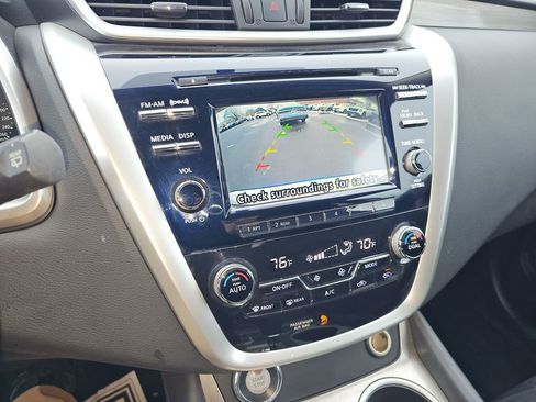 Used 2017 Nissan Murano S image 33