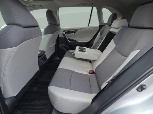 Certified 2025 Toyota RAV4 XLE w/ Convenience Package FWD image 11