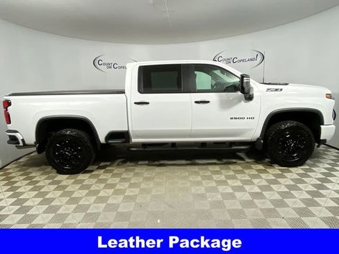 Certified 2024 Chevrolet Silverado 2500 LT w/ Z71 Sport Edition image 8