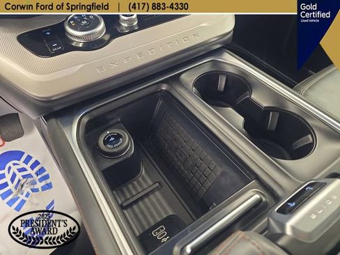 Used 2025 Ford Expedition Active AWD/4WD image 31