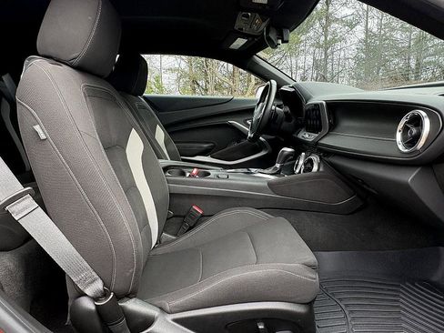 Used 2023 Chevrolet Camaro SS w/ Design Package 1 image 13