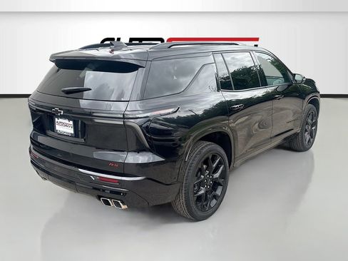 Used 2024 Chevrolet Traverse RS w/ LPO, Floor Liner Package AWD/4WD image 7