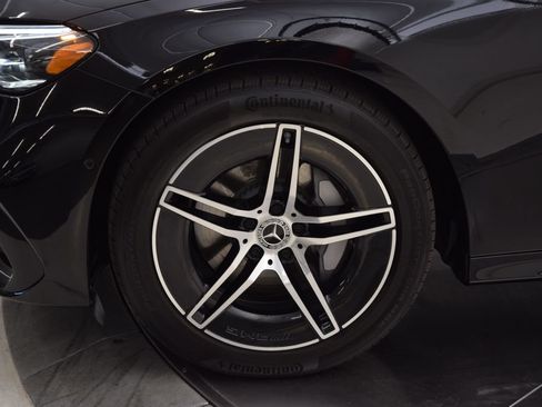Used 2026 Mercedes-Benz E 350 4MATIC Sedan w/ Driver Assistance Package image 12