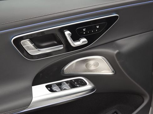 New 2026 Mercedes-Benz E 53 AMG e 4MATIC Sedan image 22