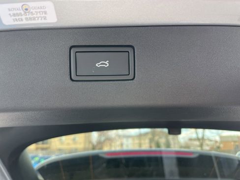 New 2026 Volkswagen Tiguan SE AWD/4WD image 10