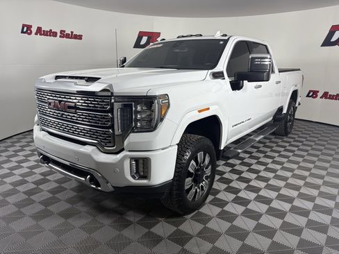Used 2023 GMC Sierra 2500 Denali image 2