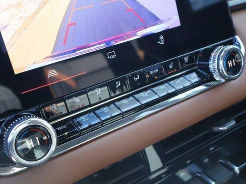 New 2025 GMC Canyon AT4 w/ Nightfall Edition image 25