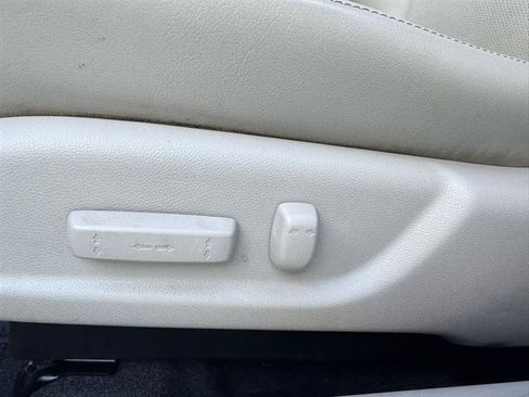 Used 2013 Acura TSX Sedan FWD image 26