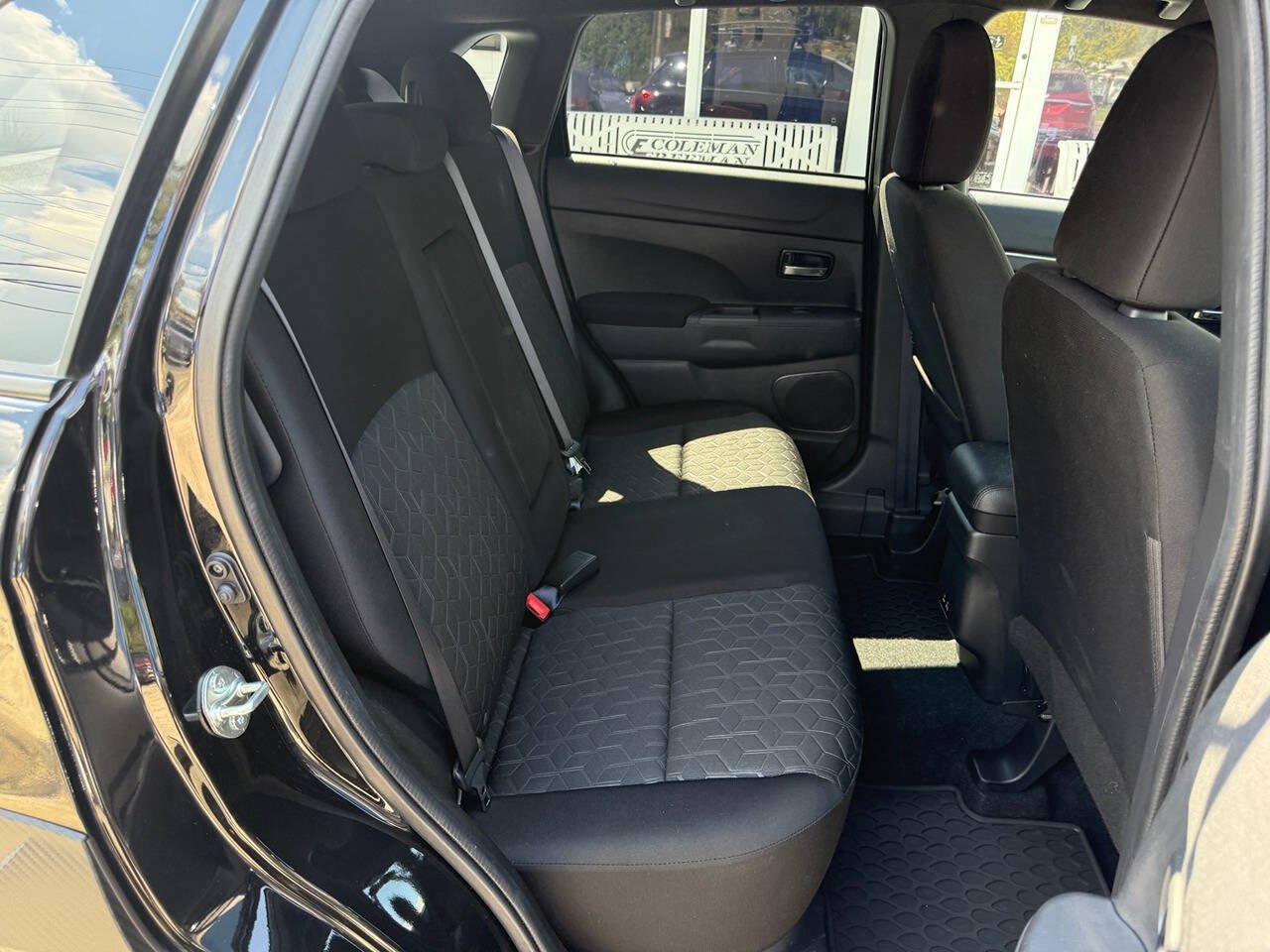 Used 2025 Mitsubishi Outlander Sport AWD image 6