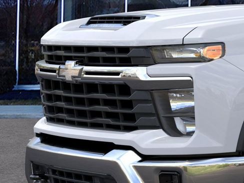 New 2026 Chevrolet Silverado 3500 LT image 13