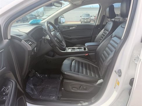 Certified 2024 Ford Edge SEL w/ Convenience Package AWD/4WD image 11