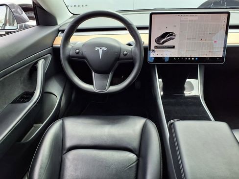 Used 2020 Tesla Model 3 Standard Range Plus RWD image 15
