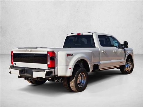 New 2026 Ford F350 Platinum image 2