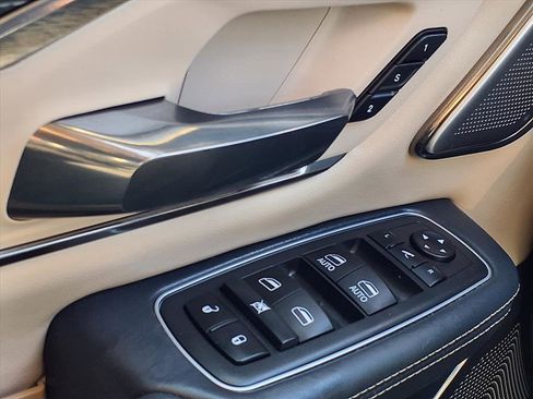 Used 2020 RAM 1500 Limited image 10