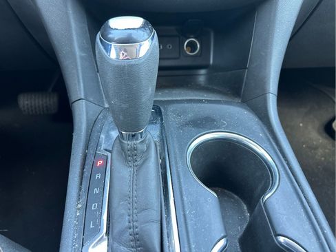 Used 2020 Chevrolet Equinox LT AWD/4WD image 17