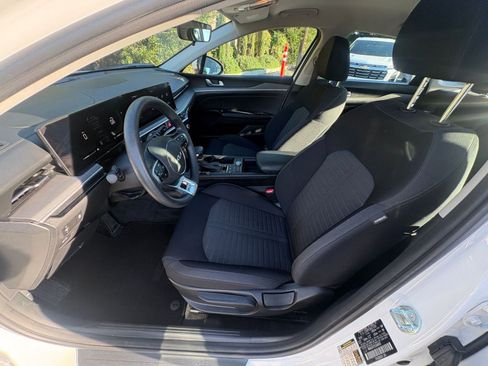 Used 2025 Kia K5 LXS image 25