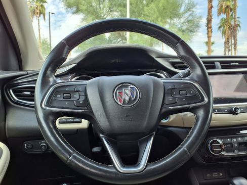 Used 2020 Buick Encore GX Essence w/ Advanced Technology Package FWD image 17