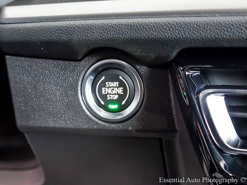 New 2026 Chevrolet Traverse LT w/ Midnight/Sport Edition image 15