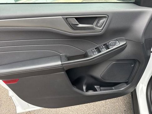 Used 2025 Ford Escape Active image 7