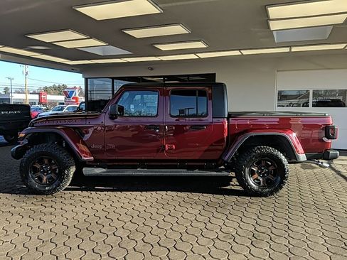 Used 2021 Jeep Gladiator Mojave w/ Cold Weather Group image 8