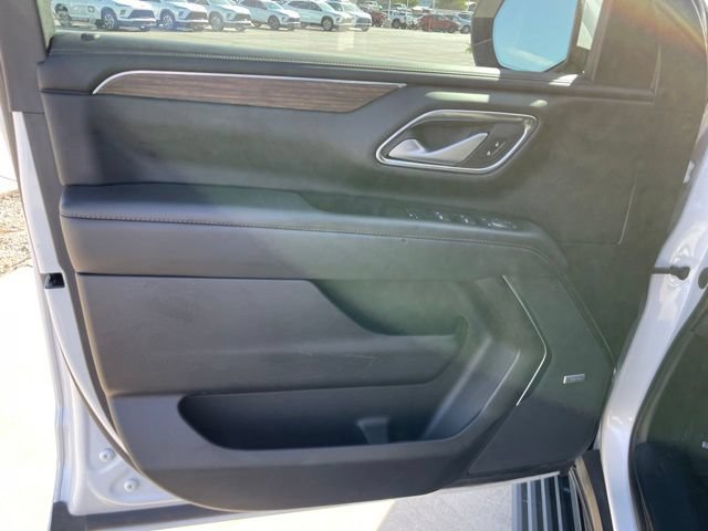 Certified 2022 Chevrolet Tahoe High Country AWD/4WD image 19