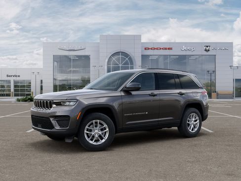 New 2026 Jeep Grand Cherokee Laredo X AWD/4WD image 2