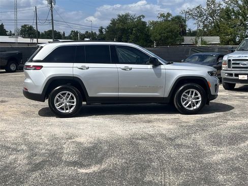 New 2025 Jeep Grand Cherokee Laredo X w/ Luxury Tech Group I image 6
