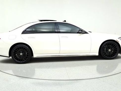 Used 2023 Mercedes-Benz S 580 4MATIC Sedan w/ AMG Line image 10