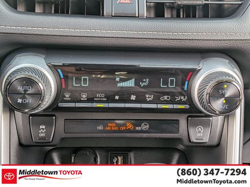 Certified 2025 Toyota RAV4 XLE AWD/4WD image 25
