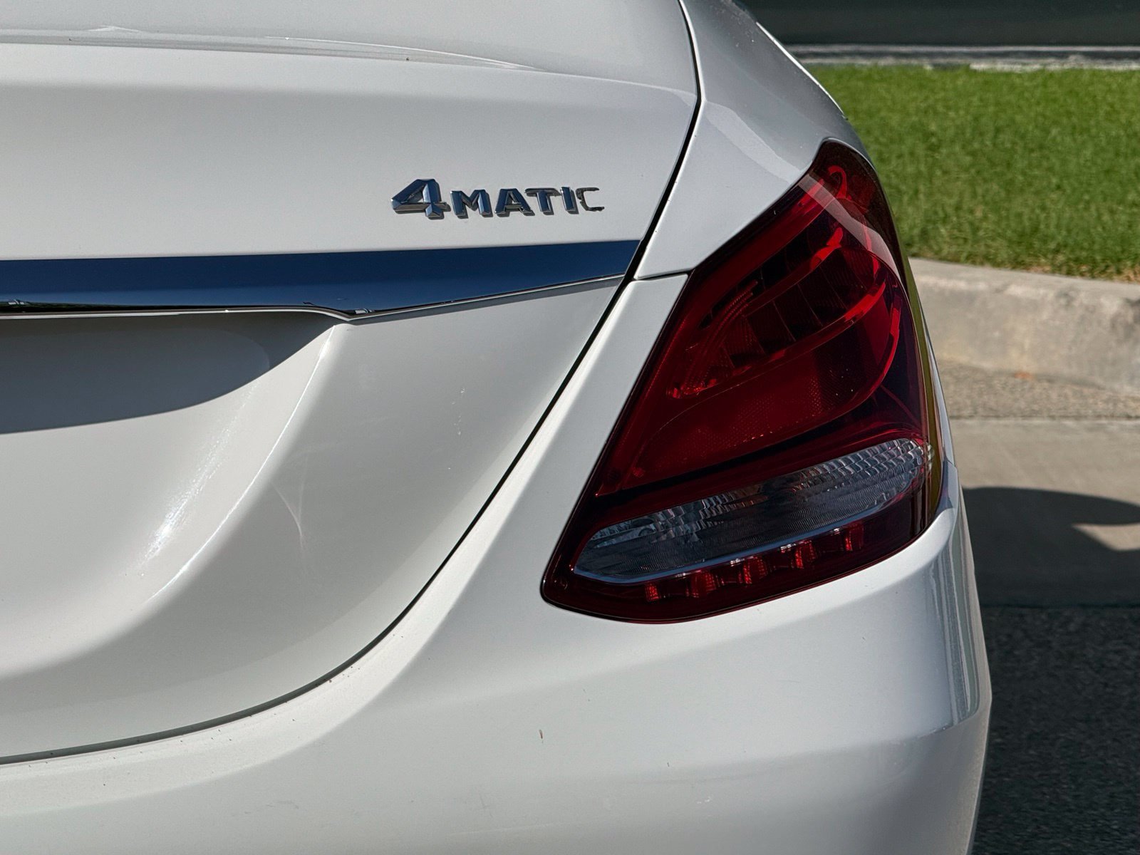 Used 2015 Mercedes-Benz C 300 4MATIC Sedan image 14