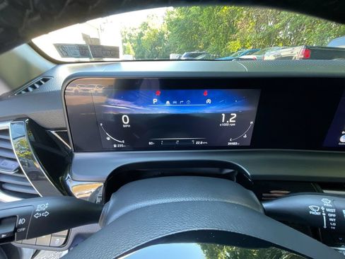 Used 2024 Kia Seltos S AWD/4WD image 16