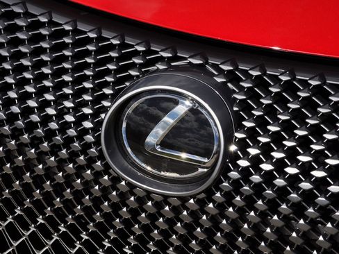 Used 2018 Lexus LC 500 Coupe w/ Performance Package image 11