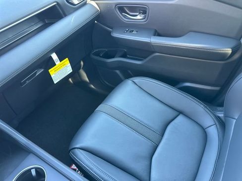 New 2025 Honda Pilot Touring image 27