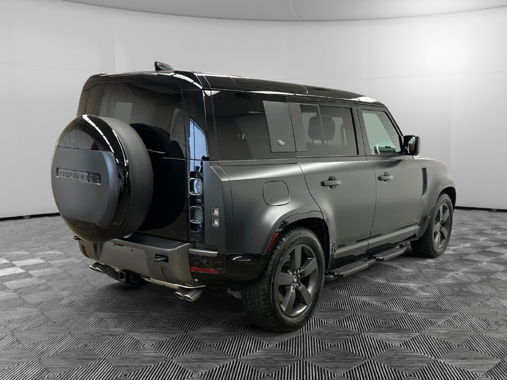 Used 2024 Land Rover Defender 110 Carpathian Edition AWD/4WD image 6
