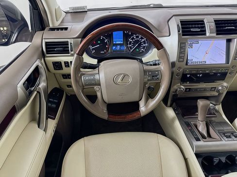 Used 2018 Lexus GX 460 Premium AWD/4WD image 23