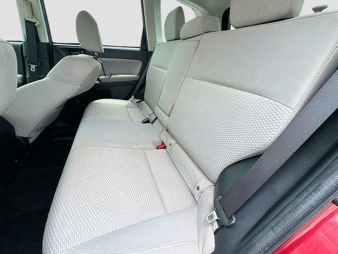 Used 2018 Subaru Forester 2.5i Premium AWD/4WD image 29