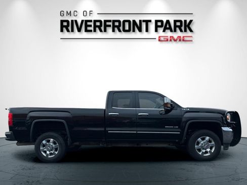 Used 2018 GMC Sierra 2500 SLT image 2