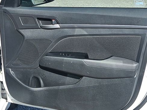 Used 2018 Hyundai Elantra SEL image 36