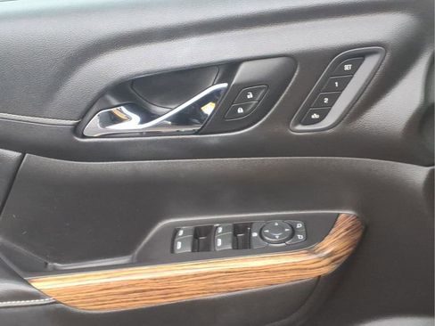 Used 2019 GMC Acadia Denali w/ Technology Package image 22