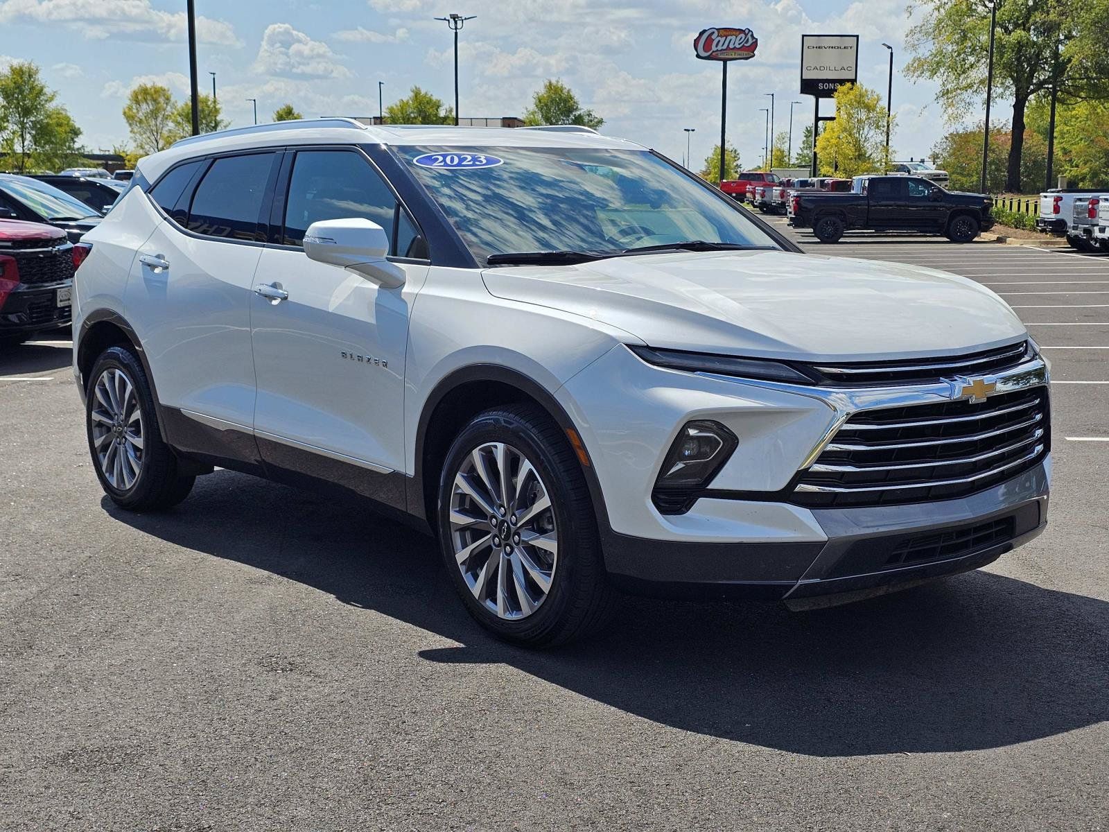Used 2023 Chevrolet Blazer Premier FWD image 6
