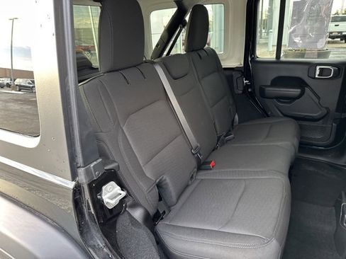 Used 2023 Jeep Wrangler Sport S image 31