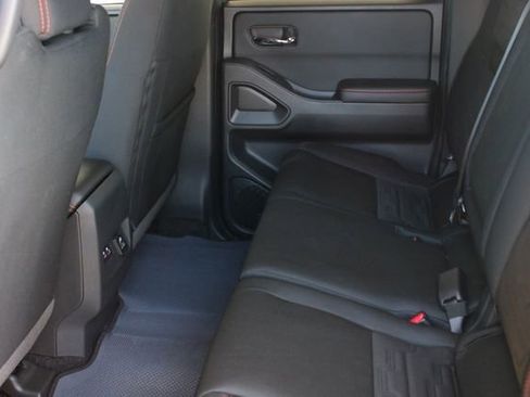 New 2025 Nissan Frontier PRO-4X w/ Pro Convenience Package AWD/4WD image 25