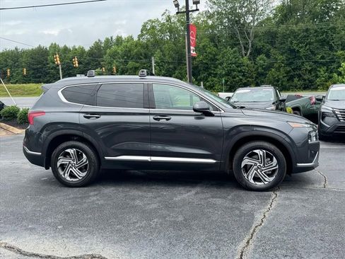 Used 2022 Hyundai Santa Fe SEL FWD image 2