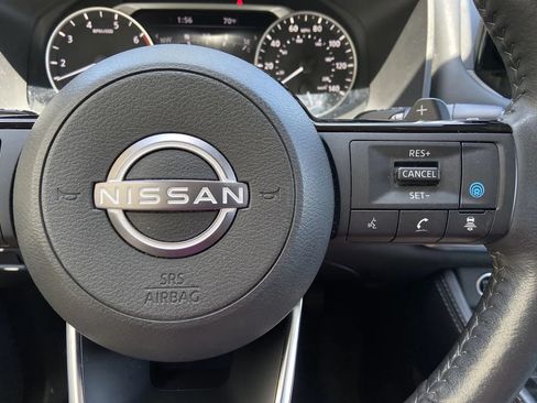 Used 2023 Nissan Rogue SL w/ SL Premium Package AWD/4WD image 17