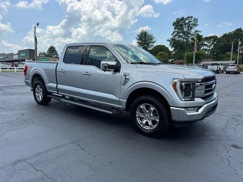 Used 2021 Ford F150 Lariat w/ Equipment Group 502A High AWD/4WD image 4