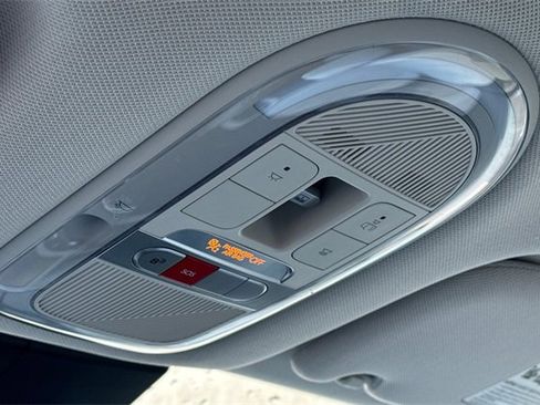 Used 2024 Hyundai Ioniq 5 Limited image 38