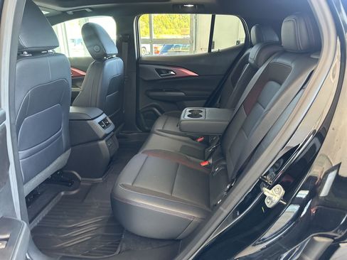 New 2025 Chevrolet Equinox EV RS image 13