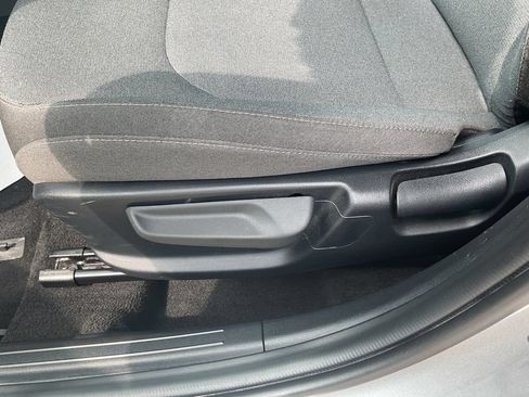 Used 2025 Kia K4 FWD image 9