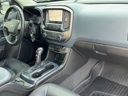 Used 2022 Chevrolet Colorado Z71 image 26