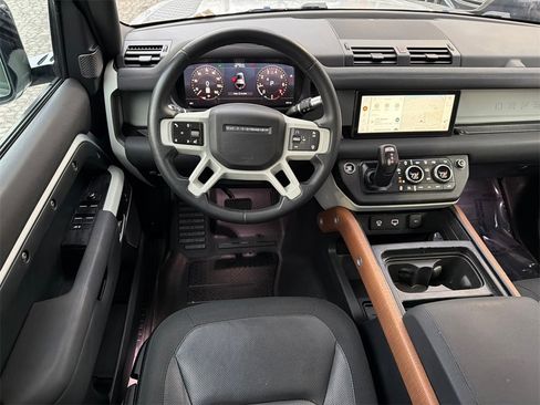 Used 2020 Land Rover Defender 110 S image 22